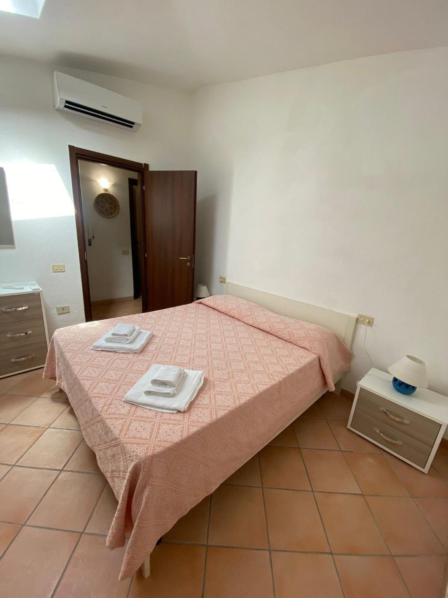 Aparthotel Domus Liscia Di Vacca Exterior foto